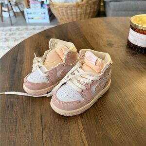 Nike Kids Sneakers - Pink and Cream